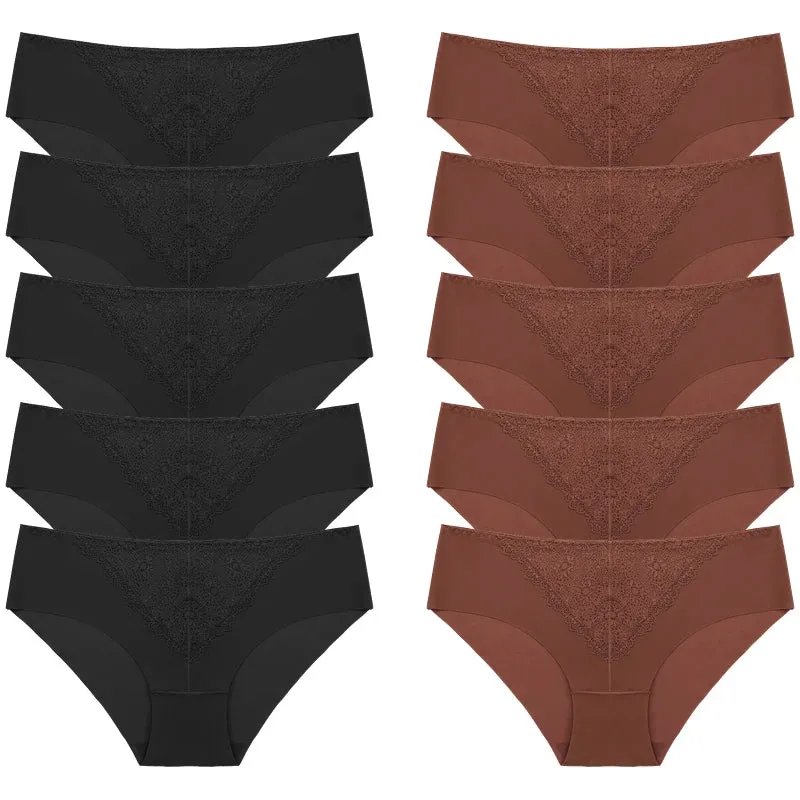 LaceLuxe Panty Set