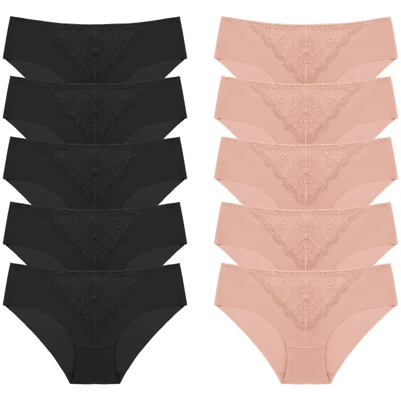 LaceLuxe Panty Set