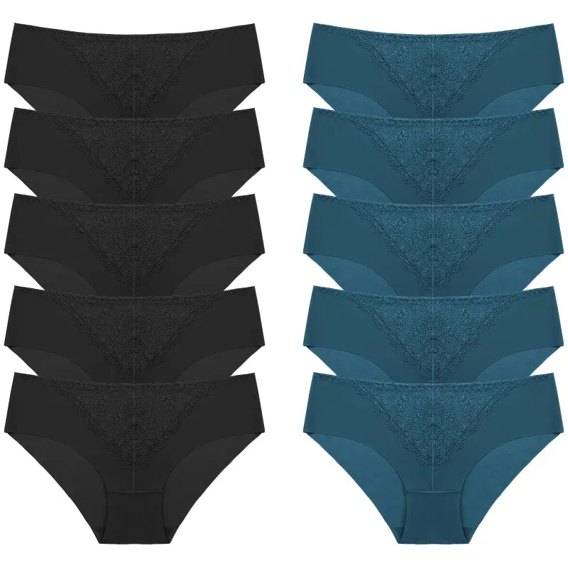 LaceLuxe Panty Set