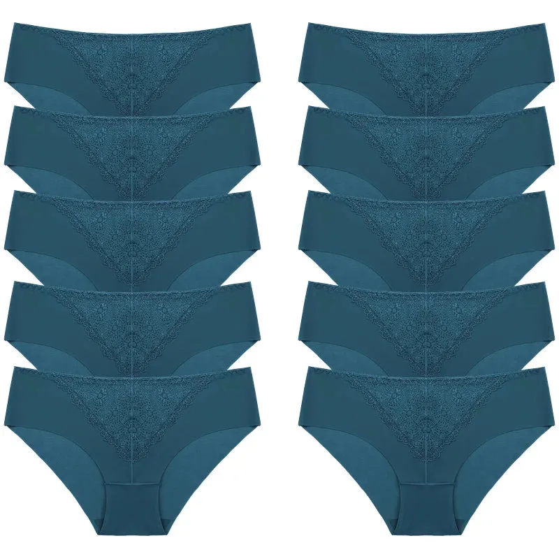 LaceLuxe Panty Set