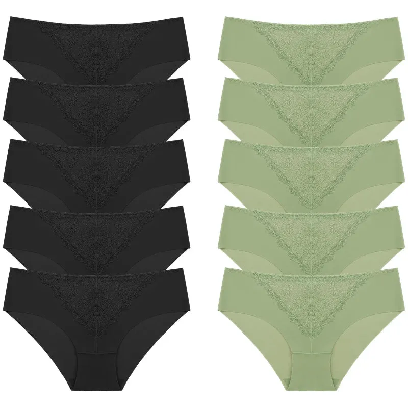LaceLuxe Panty Set