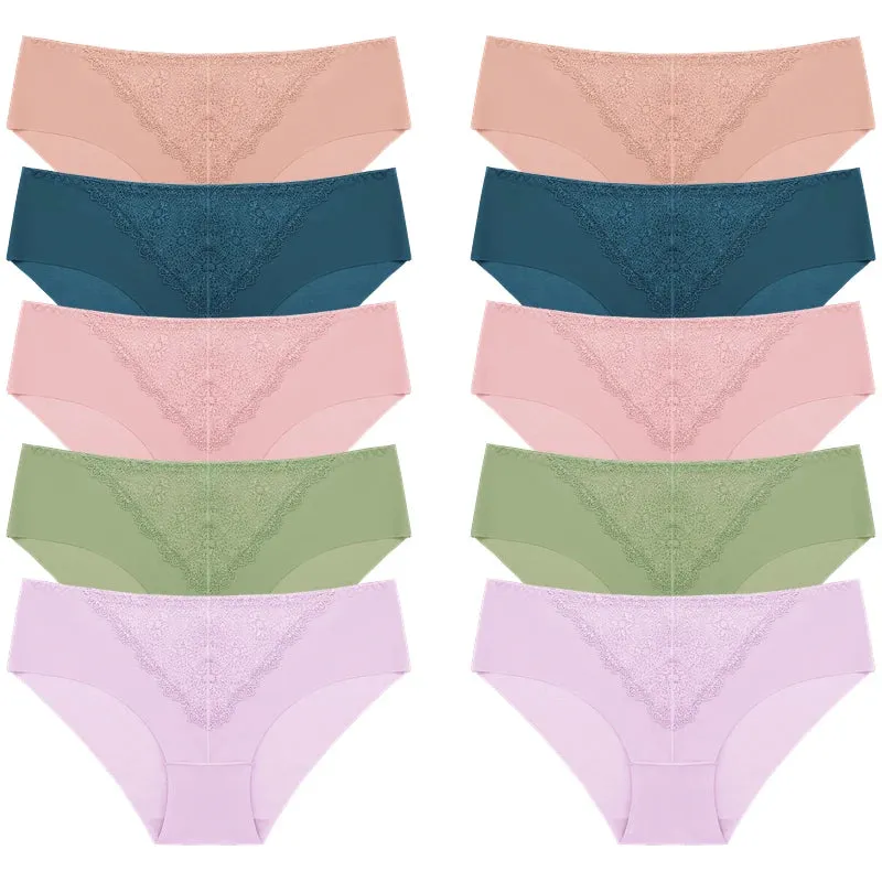 LaceLuxe Panty Set