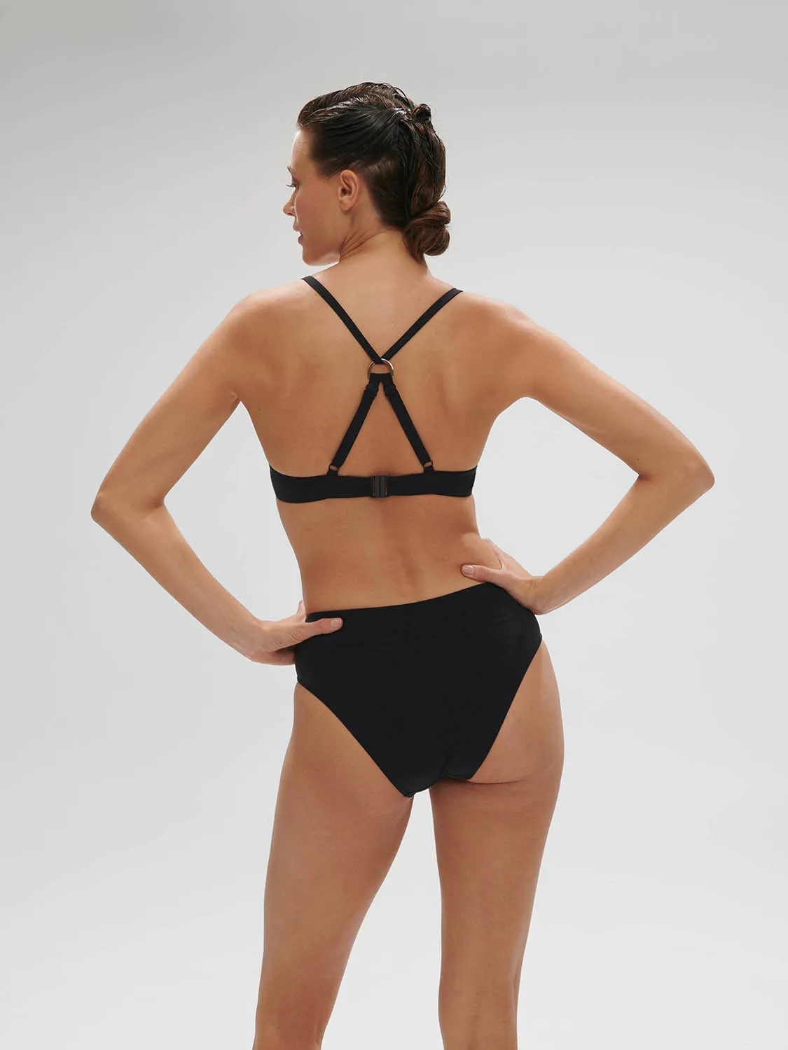 Palmeraie Underwire Plunge - Black