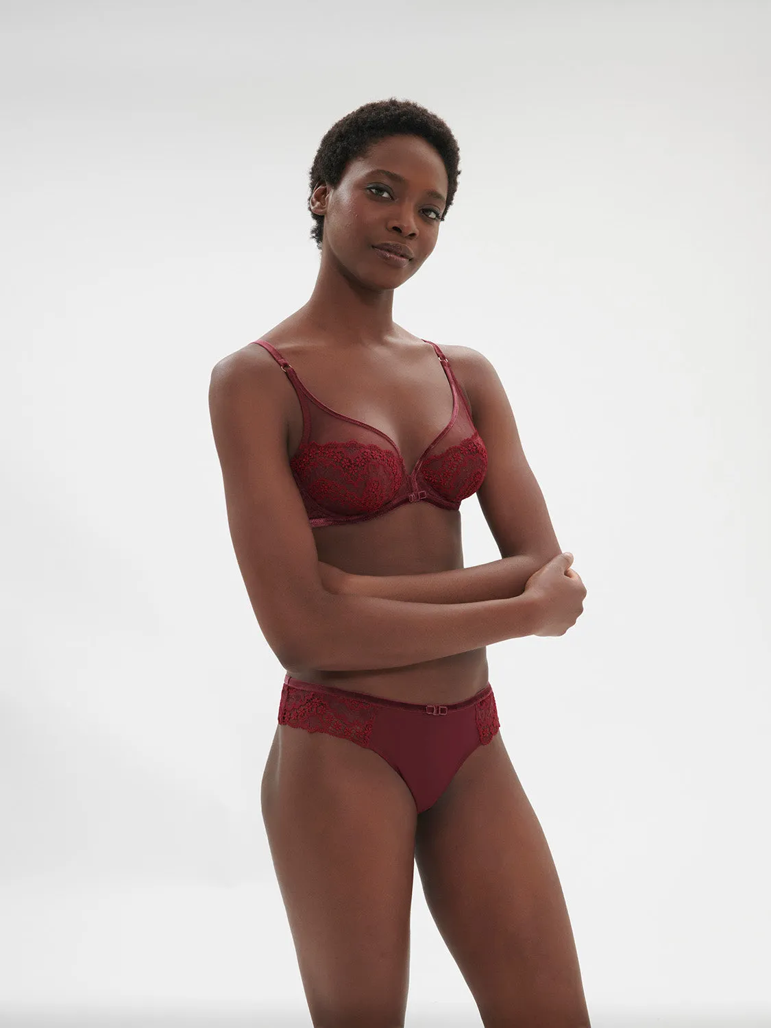 Scenario Full Coverage Plunge - Spinel Red