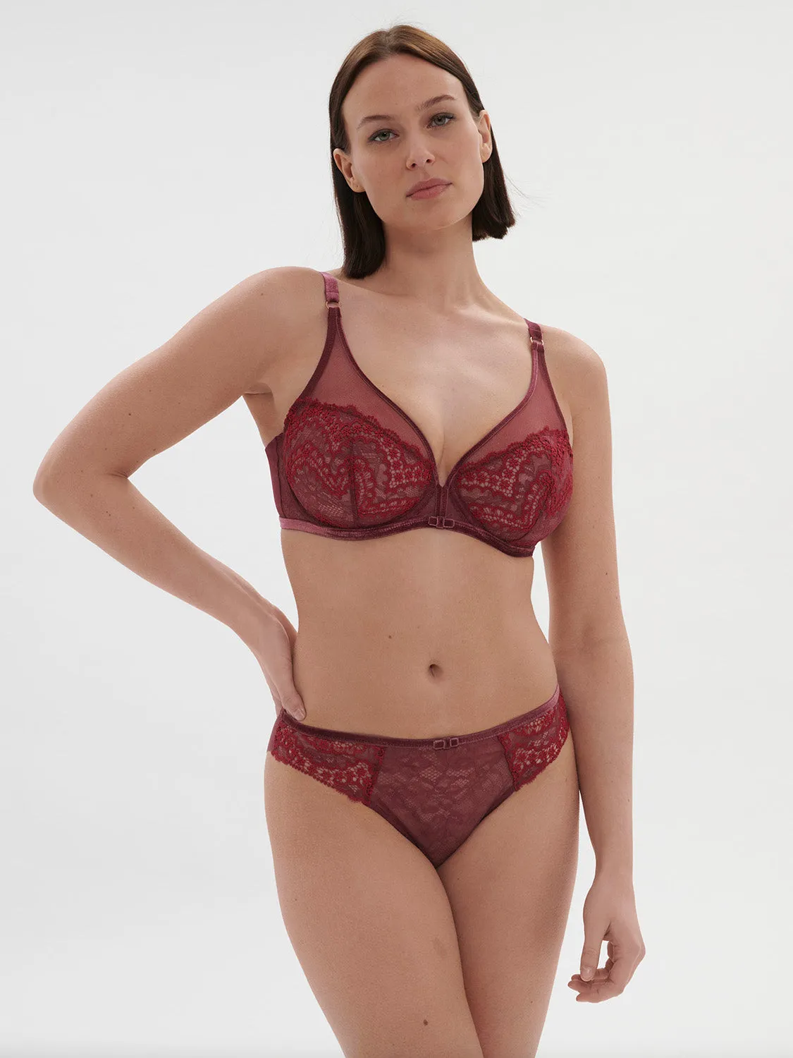 Scenario Full Coverage Plunge - Spinel Red