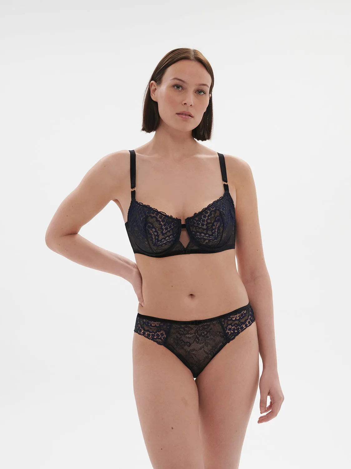 Scenario Sheer Demi - Black