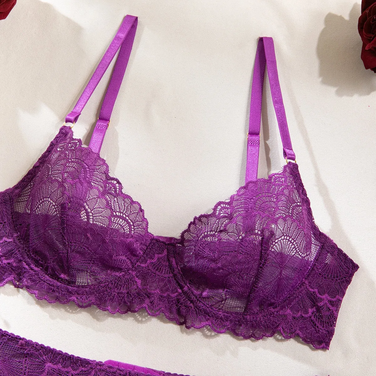 Women's Lingerie 4 Piece Garter Lingerie Floral Lace Bra and Panty Sets with Underwire S-XL
