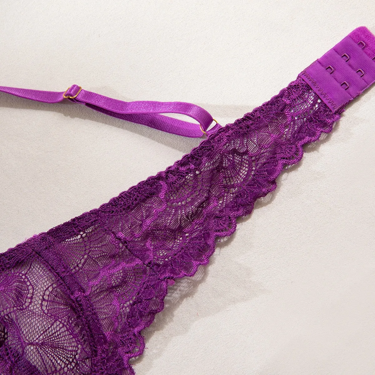 Women's Lingerie 4 Piece Garter Lingerie Floral Lace Bra and Panty Sets with Underwire S-XL