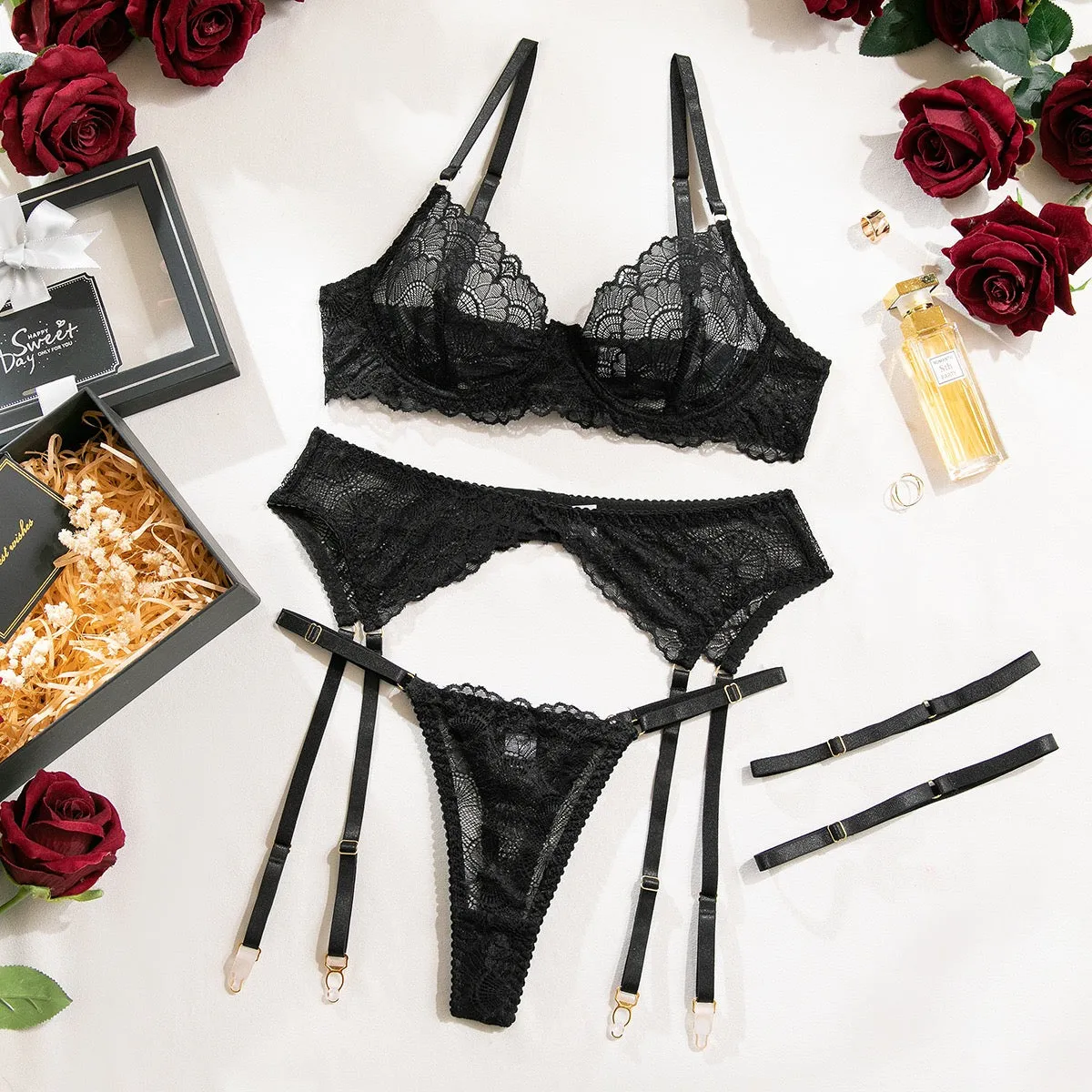 Women's Lingerie 4 Piece Garter Lingerie Floral Lace Bra and Panty Sets with Underwire S-XL