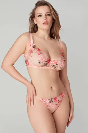 Zuri Thong. Size 5 (UK 14)